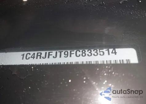 2015 Jeep Grand Cherokee Summit z USA, uszkodzony, nr VIN 1C4RJFJT9FC833514